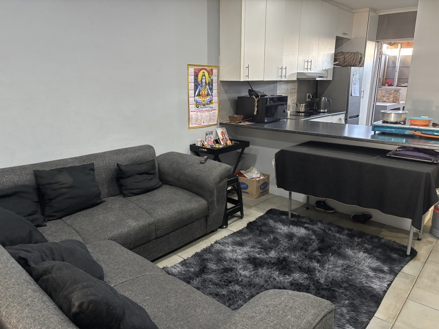 2 Bedroom Property for Sale in Glenwood Western Cape